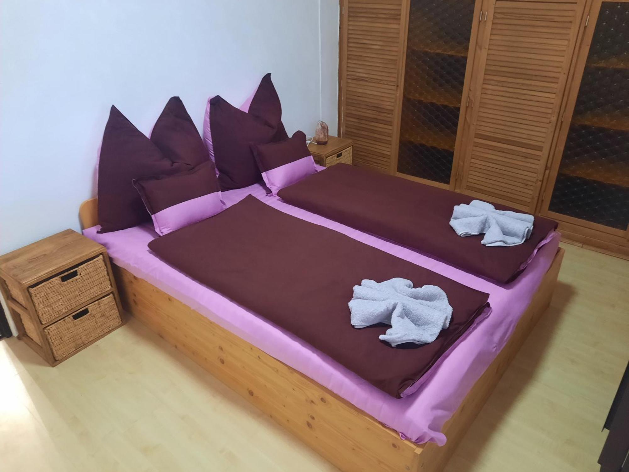 Galeria Vendeghaz Apartment Hajduszoboszlo Bagian luar foto