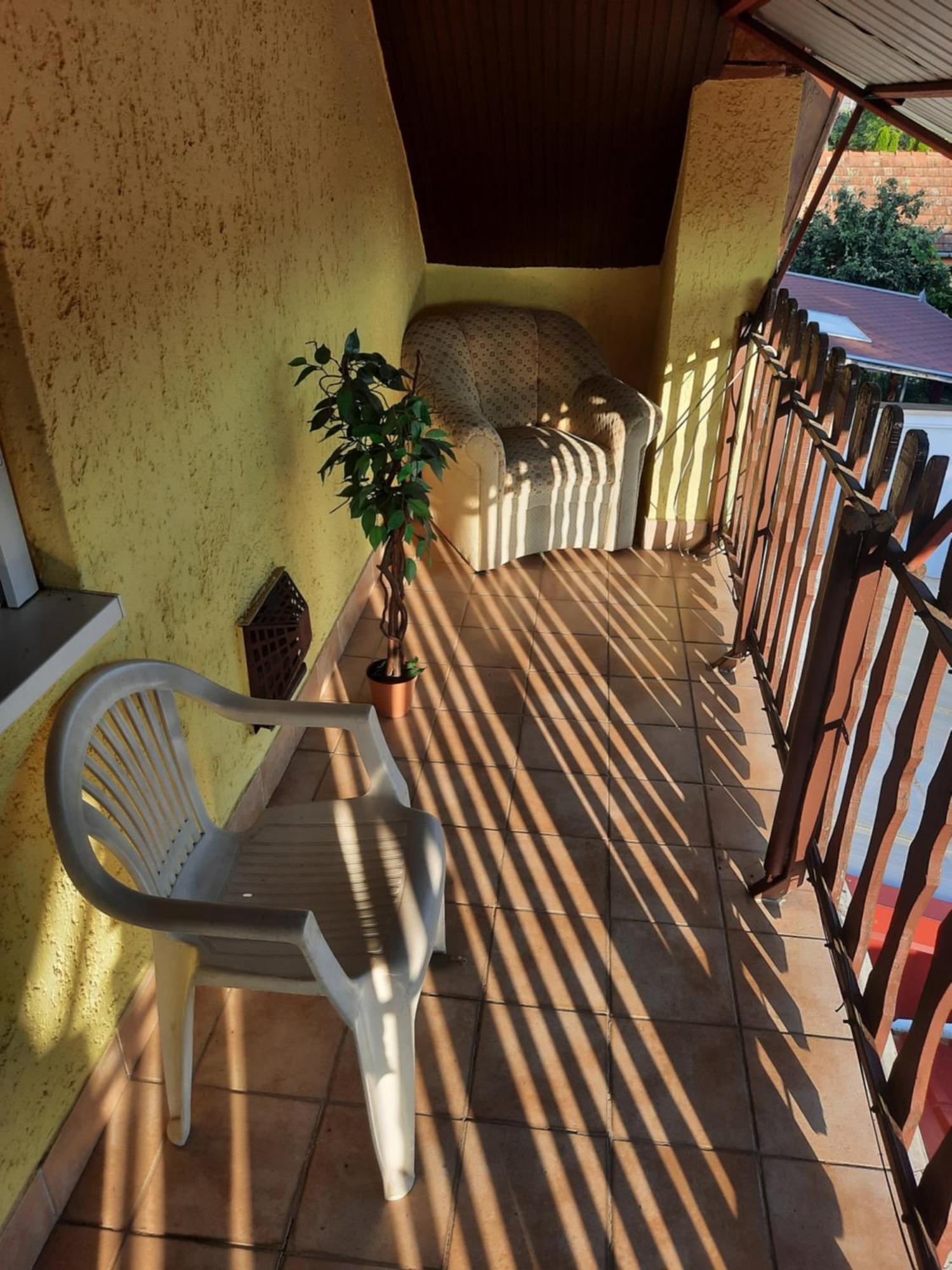 Galeria Vendeghaz Apartment Hajduszoboszlo Bagian luar foto