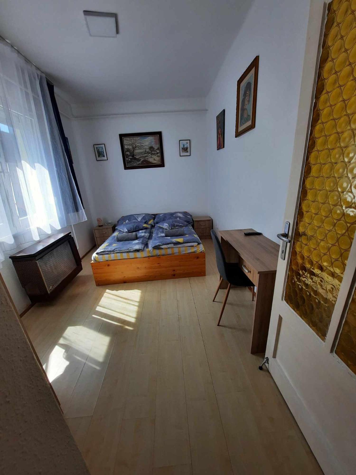 Galeria Vendeghaz Apartment Hajduszoboszlo Bagian luar foto