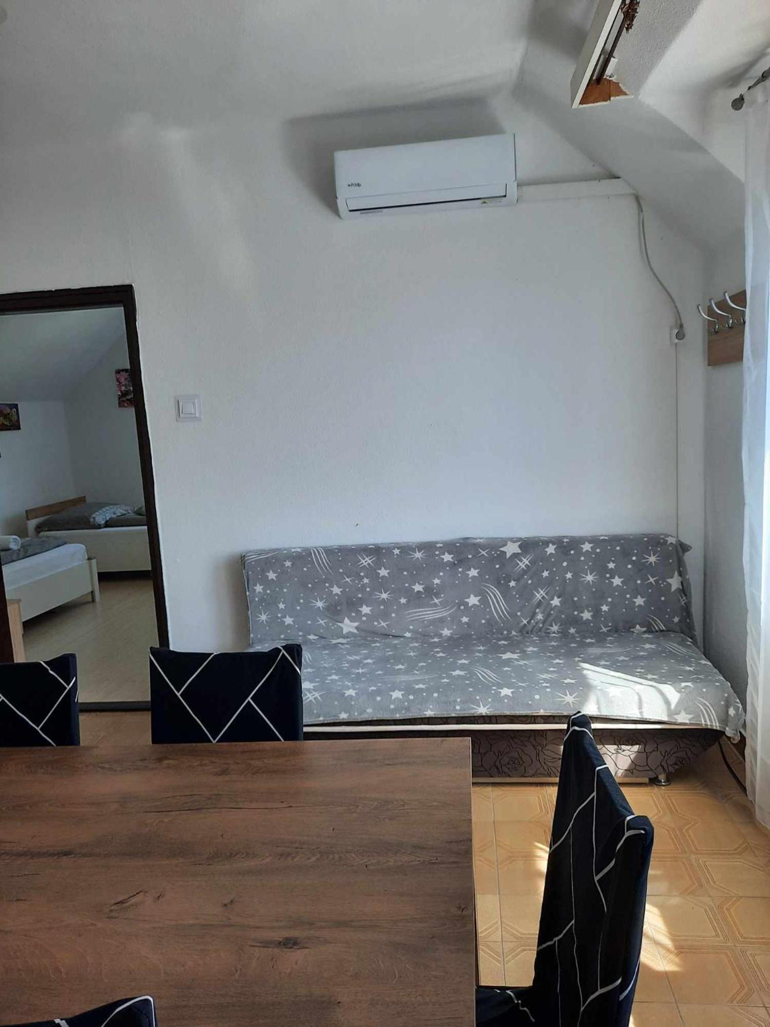 Galeria Vendeghaz Apartment Hajduszoboszlo Bagian luar foto